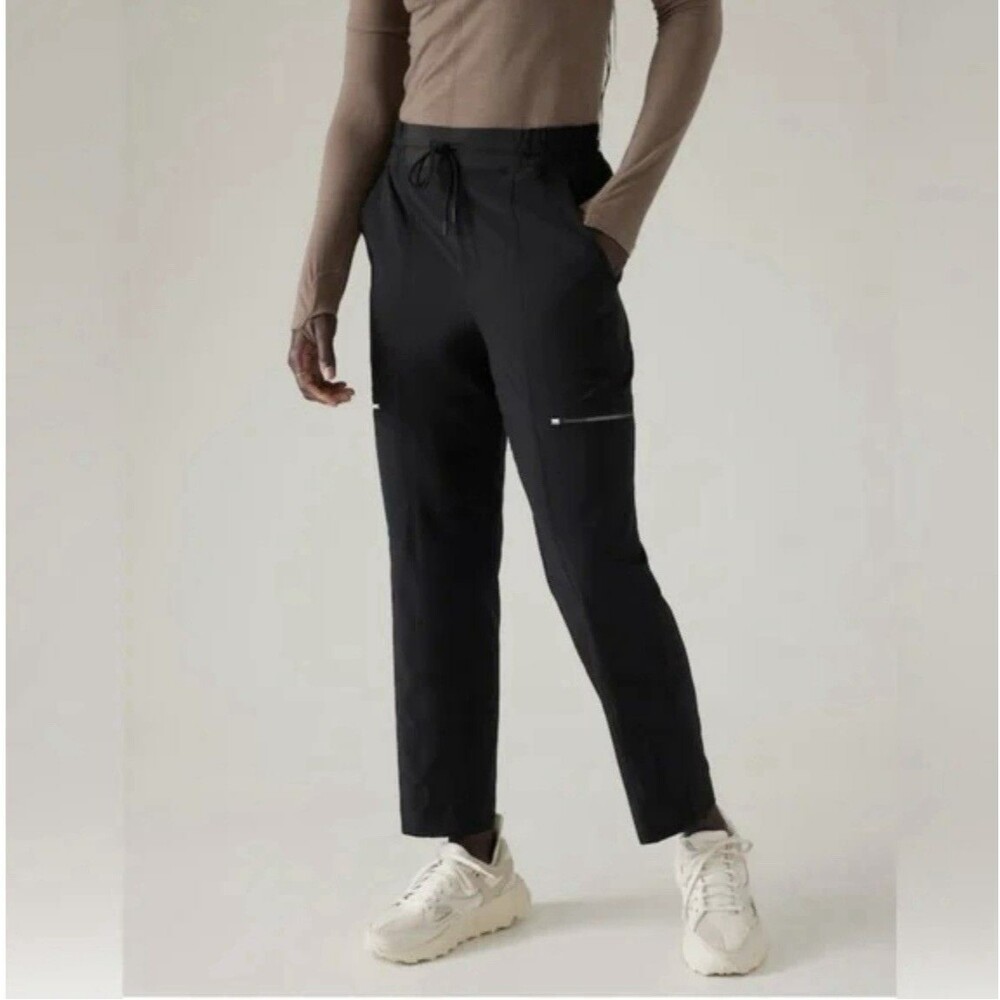Athleta Women’s High Road Cargo Pant Black Size 12